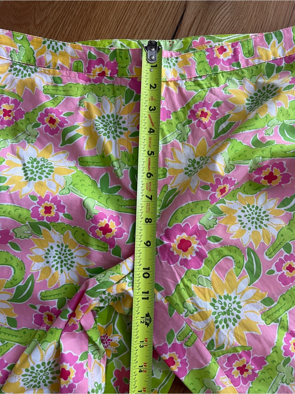 LILLY PULITZER SET OF TWO PRINTED PANTS, SIZE 10. - Picture 9 of 12